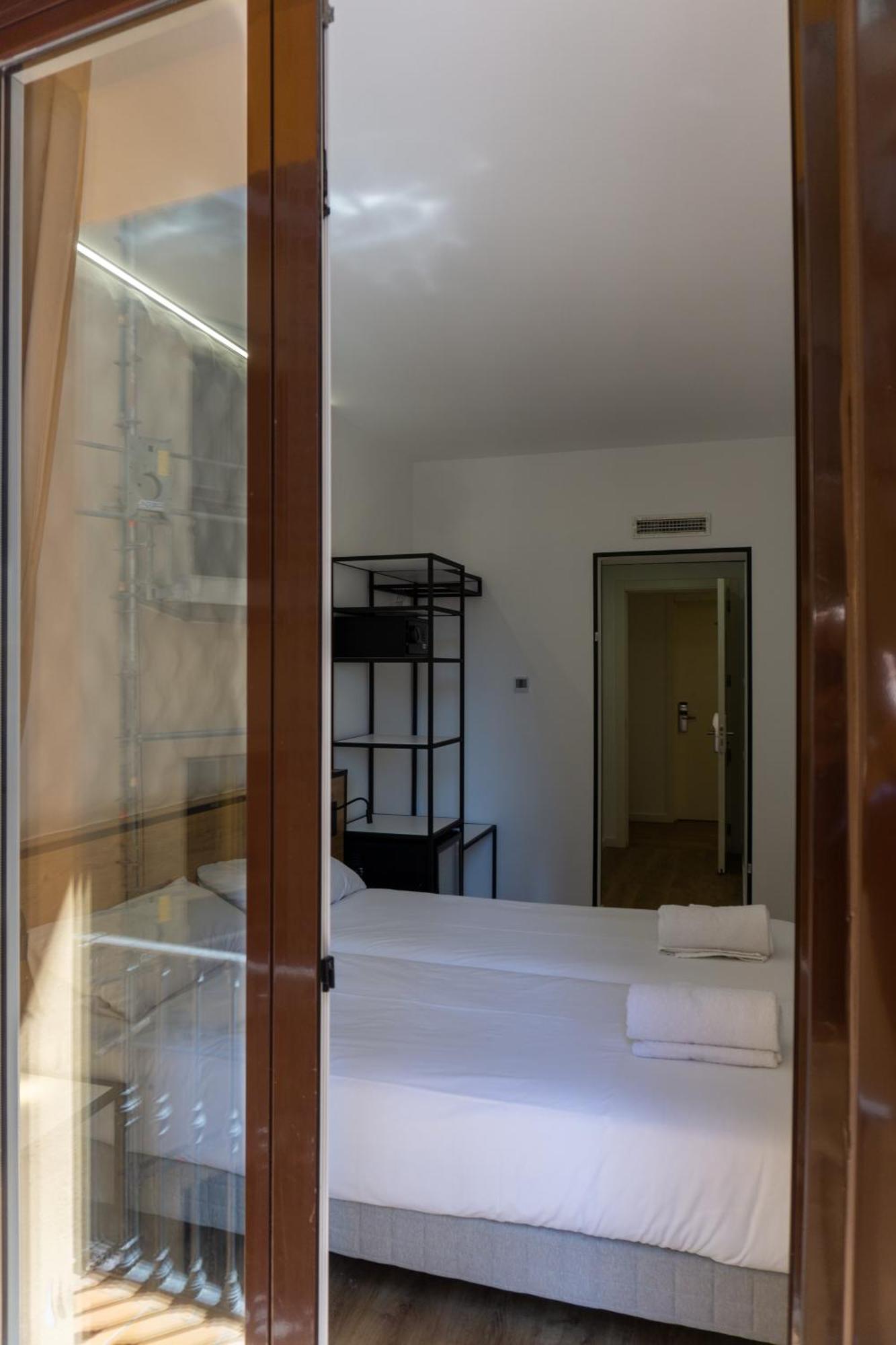 Fontanella Green House 巴塞罗那 外观 照片